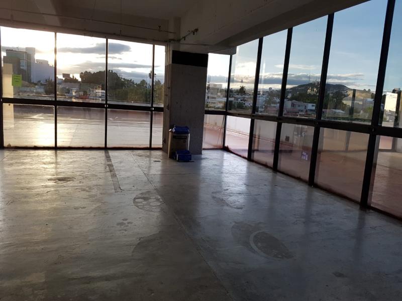 Oficina en renta en Jardines del Moral, León — foto 1 de 4