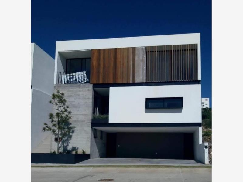 Casa en renta en Zanda, León — foto 1 de 17