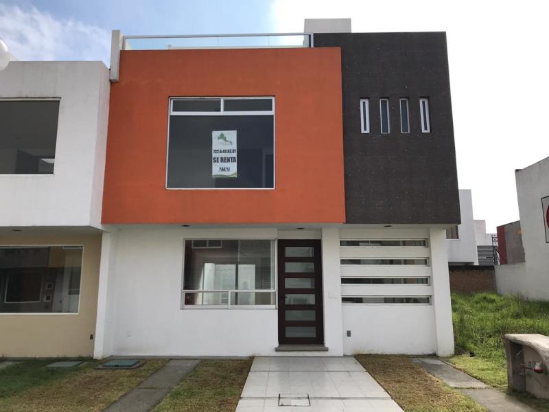 Casa en renta en Santa Cruz Otzacatipan, Toluca — foto 1 de 30