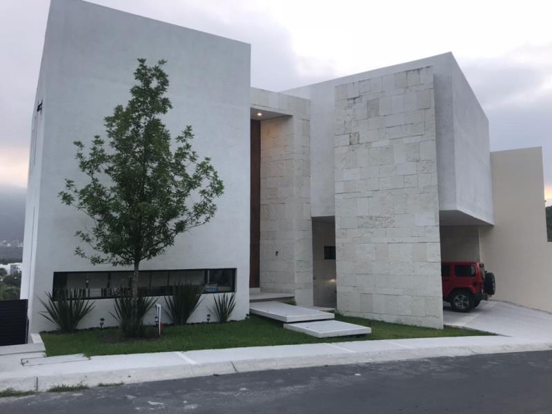 Casa en venta en Carolco, Monterrey — foto 1 de 18