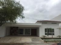 Casa en Privada los Franciscanos, Santiago, Nuevo León
