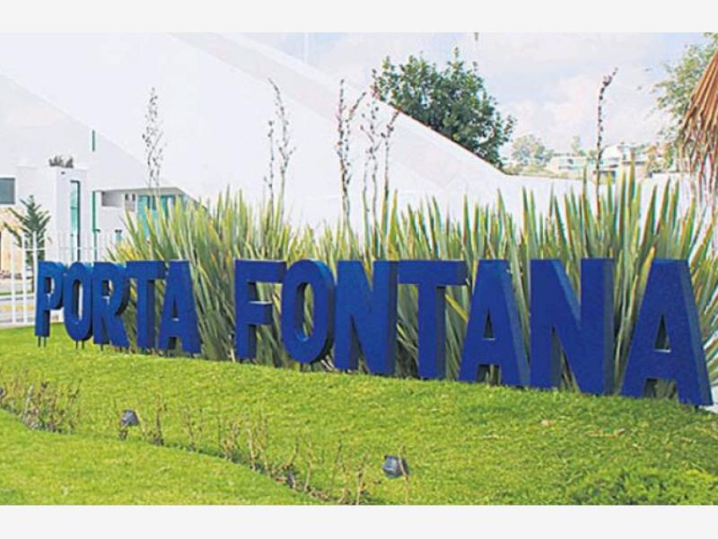 Casa en venta en Porta Fontana, León
