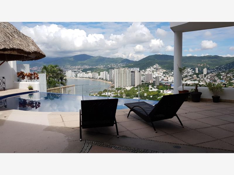 Casa en renta en Joyas de Brisamar, Acapulco de Juárez — foto 1 de 26