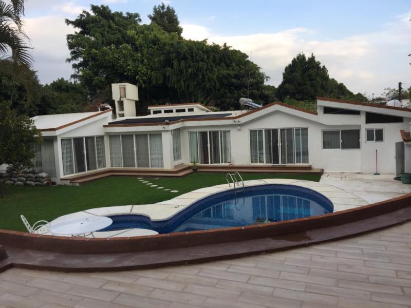 Casa en venta en Jardines de Ahuatepec, Cuernavaca — foto 1 de 19
