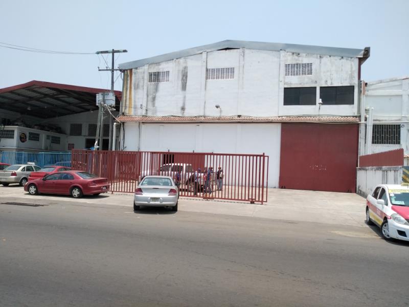 Bodega en renta en Lorenzo Barcelata, Veracruz — foto 1 de 11