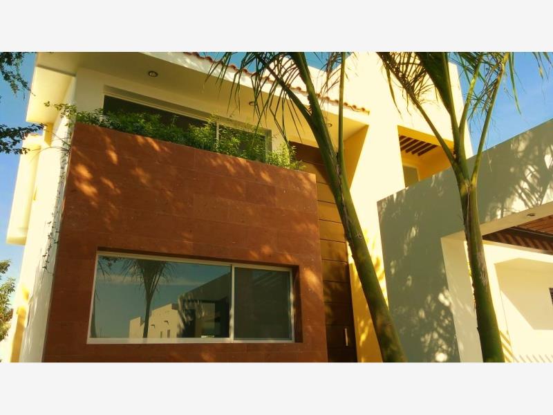 Casa en renta en Paraíso Country Club, Emiliano Zapata — foto 1 de 29