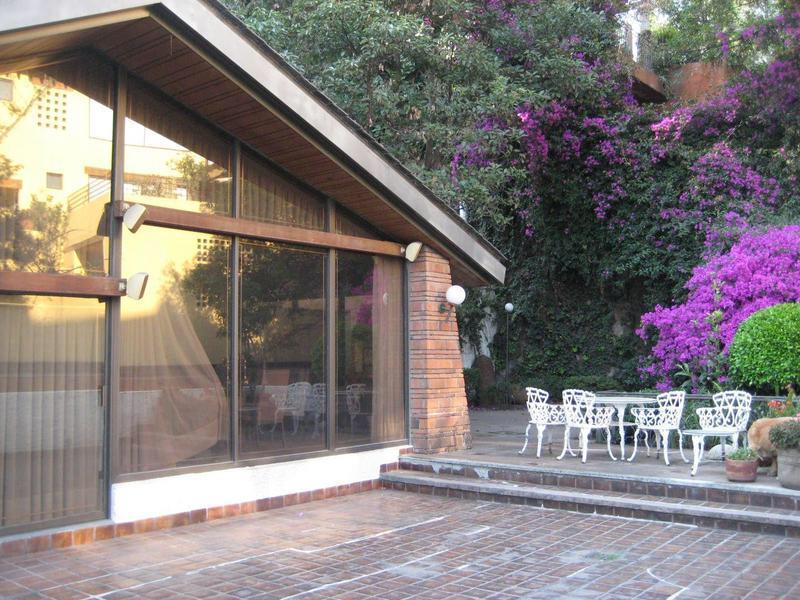 Casa en venta en Bosques de las Lomas, Cuajimalpa de Morelos — foto 1 de 24