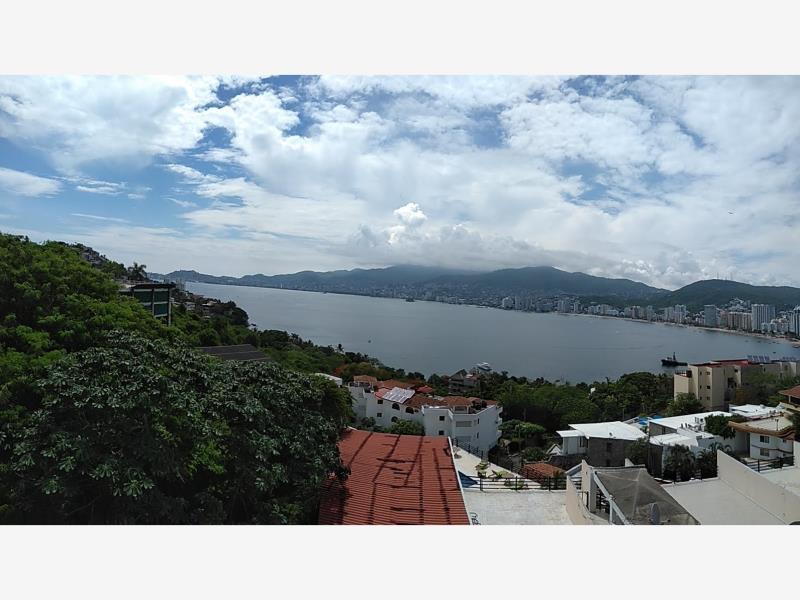 Terreno en venta en Playa Guitarrón, Acapulco de Juárez — foto 1 de 8
