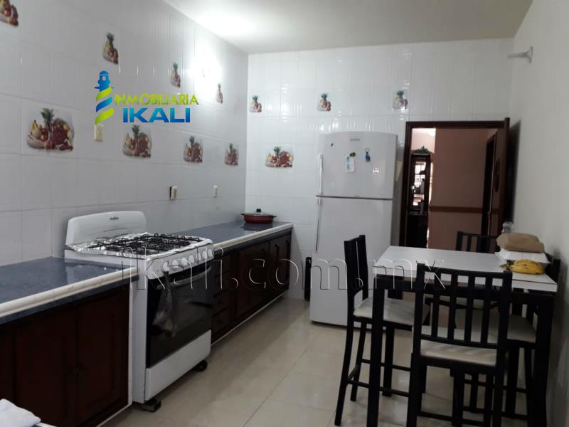 Casa en venta en Adolfo Ruiz Cortines, Coatzintla — foto 1 de 16