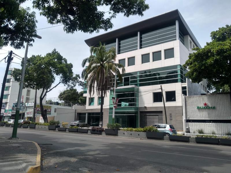 Edificio en renta en Galaxia/tabasco 2000, Centro — foto 1 de 22