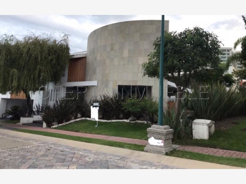 Casa en venta en La Vista Contry Club, San Andrés Cholula — foto 1 de 35