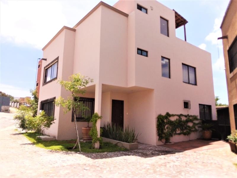 Casa en venta en Residencial Malanquin la Mesa, San Miguel de Allende — foto 1 de 35