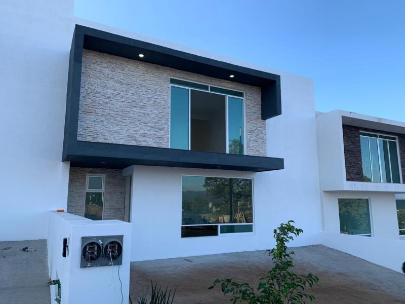 Casa en venta en Bosque Monarca, Morelia — foto 1 de 11