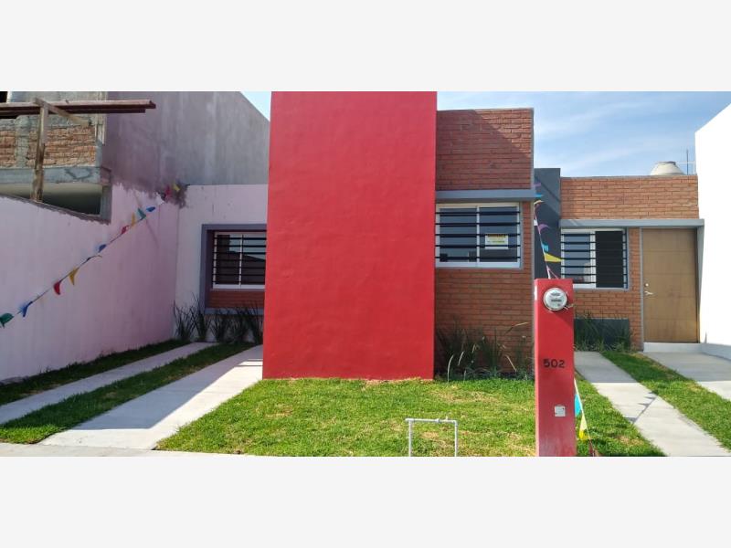 Casa en venta en Leandro Valle, Villa de Álvarez