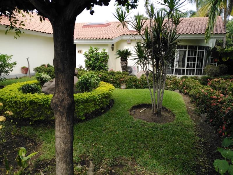 Casa en venta en Campestre Comala, Comala — foto 1 de 14