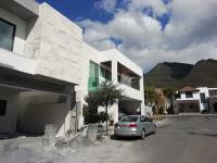 Casa en venta en Canterías Norte, Monterrey — foto 2 de 26