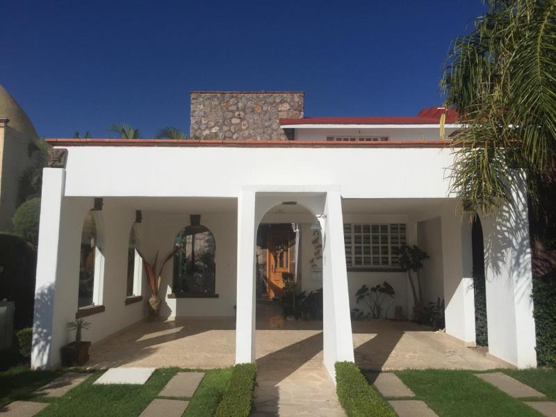 Casa en venta en La Hacienda de León Residencial y Golf, León — foto 1 de 10
