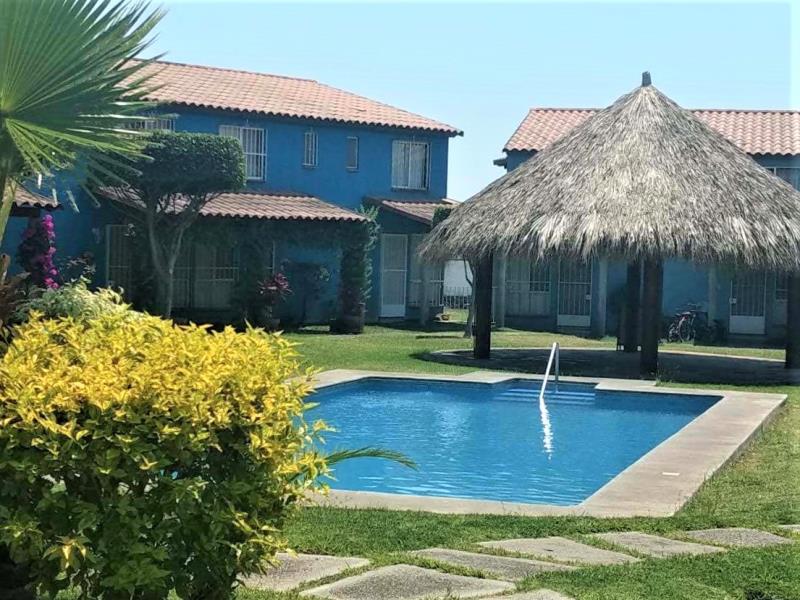 Casa en venta en Vicente Estrada Cajigal, Cuernavaca — foto 1 de 8