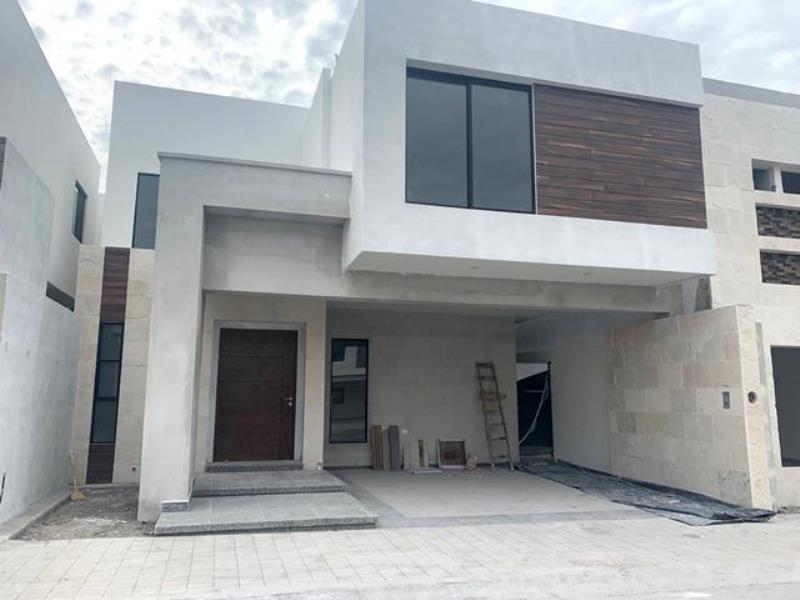 Casa en venta en Real de Torrecillas Residencial, Saltillo — foto 1 de 8