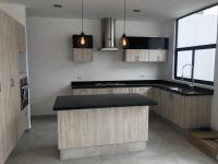 Casa en venta en en Zona Explanada, fraccionamiento con amenidades, San Pedro Cholula, Puebla