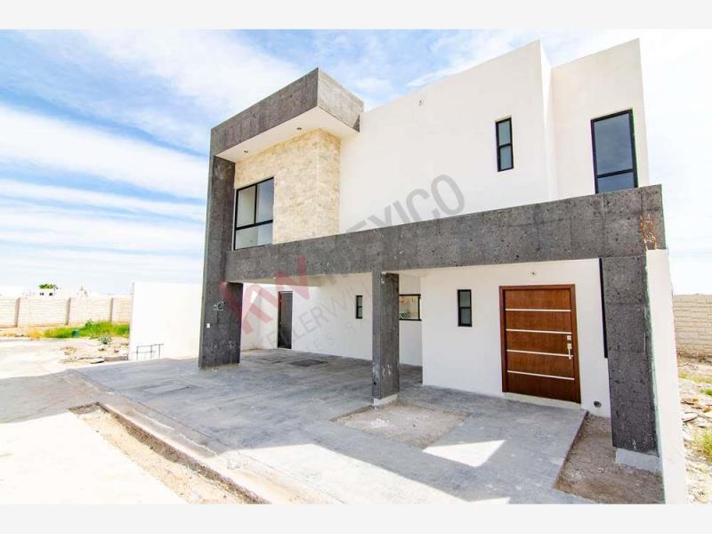 Casa en Venta en Los Arrayanes, Gómez Palacio, Durango