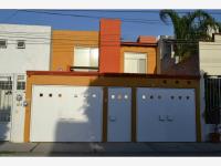 Casa en Residencial Esmeralda Norte, Colima, Colima