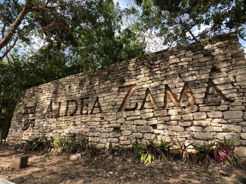 Local en venta en Aldea Zama, Tulum — foto 1 de 5