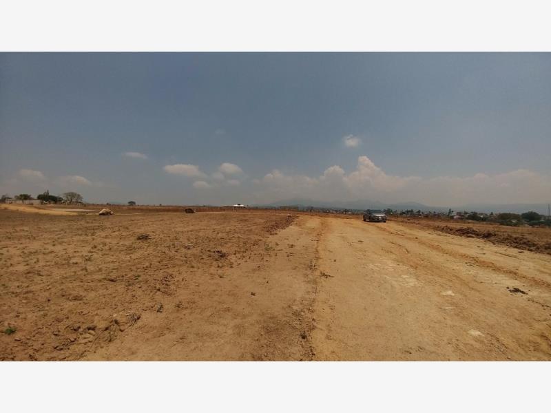Terreno en venta en Lomas de Atzingo, Cuernavaca — foto 1 de 7
