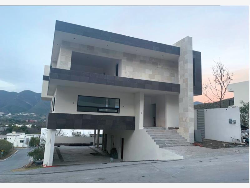 Casa en venta en CAROLCO 2 SECTOR, Monterrey — foto 1 de 5