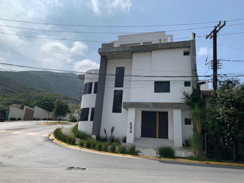 Casa en venta en Del Paseo Residencial, Monterrey — foto 1 de 19