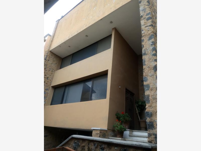 Casa en venta en Bosques de Cuernavaca, Cuernavaca — foto 1 de 28