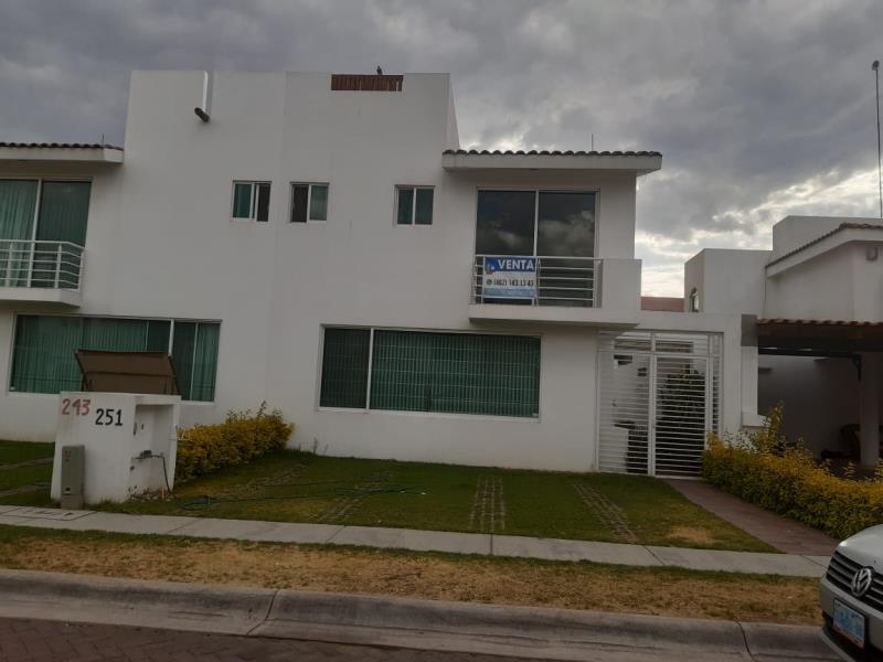Casa en venta en San Antonio de Ayala, Irapuato — foto 1 de 13