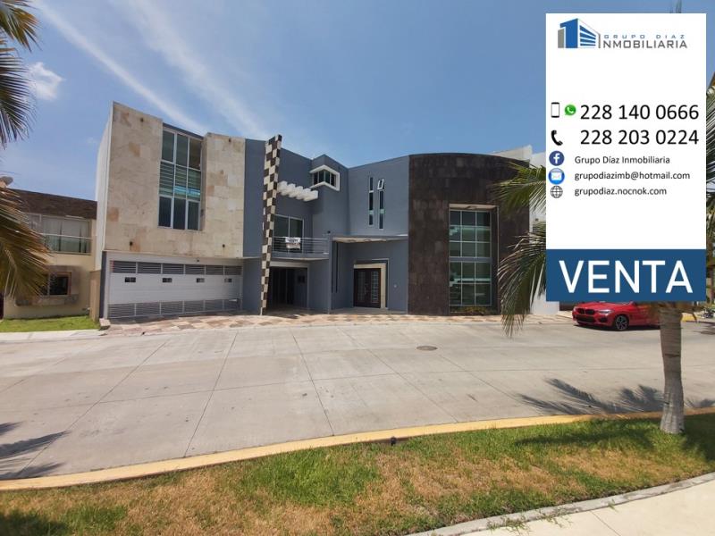 Casa en venta en Lomas del Sol, Alvarado — foto 1 de 49