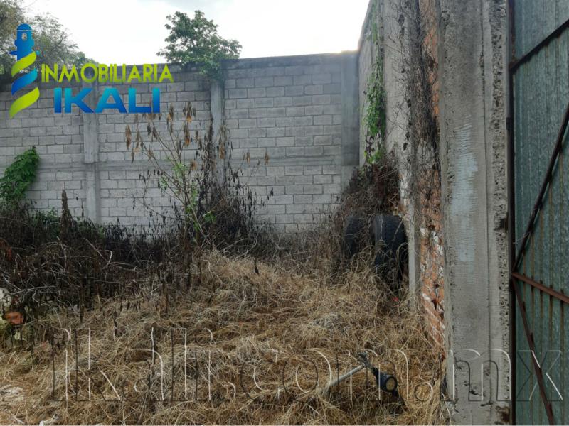 Terreno en venta en Adolfo Ruiz Cortines, Coatzintla — foto 1 de 8