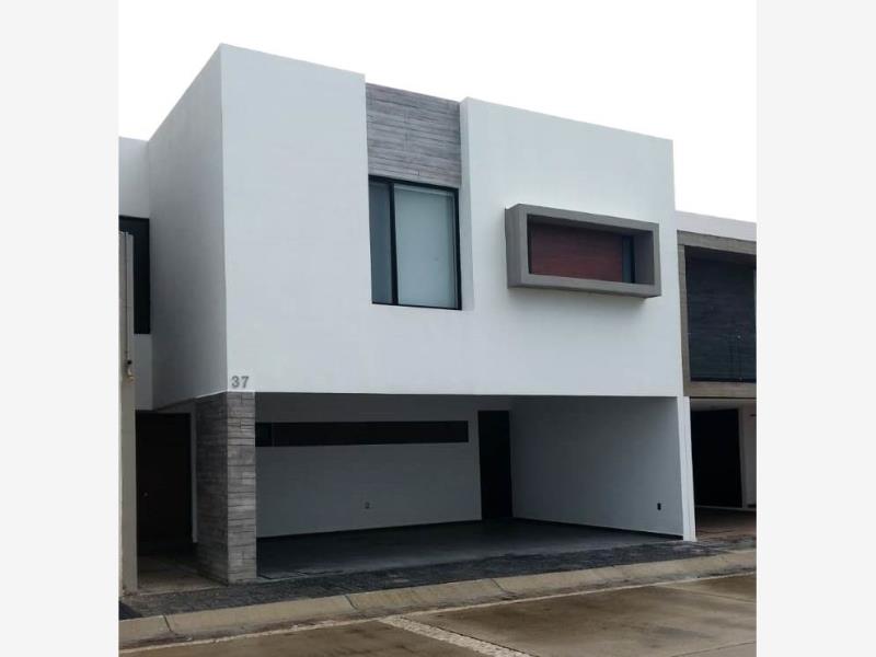 Casa en Venta en en venta en Zona Atlixcayotl, ubicacuon inigualable con acab, San Andrés Cholula, Puebla Casa en Venta en en venta en Zona Atlixcayotl, ubicacuon inigualable con acab, San Andrés Cholula, Puebla