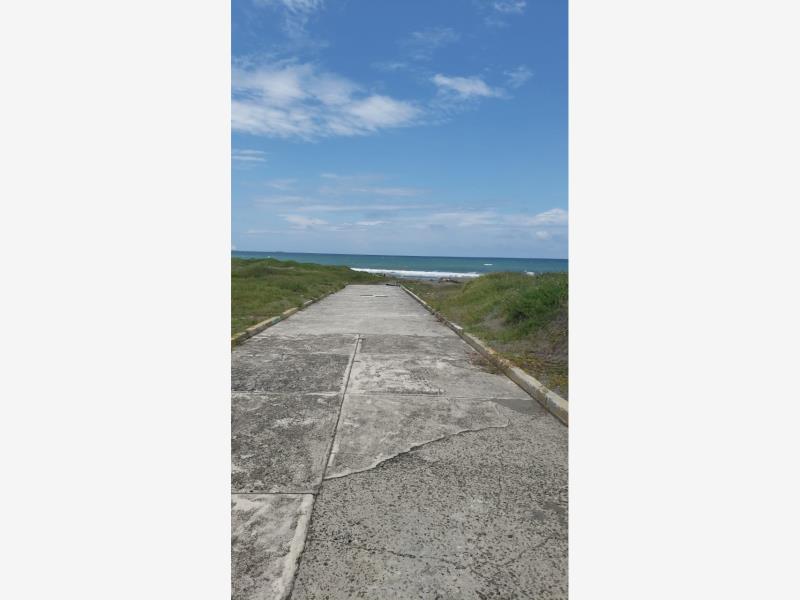 Terreno en venta en Lomas del Sol, Alvarado — foto 1 de 3