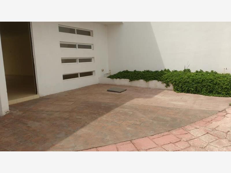 Casa en renta en Jardines de Santa Fe, León — foto 1 de 19