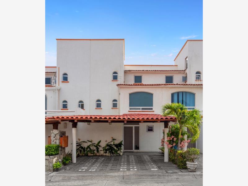 Casa en venta en Playa Diamante, Acapulco de Juárez — foto 1 de 14