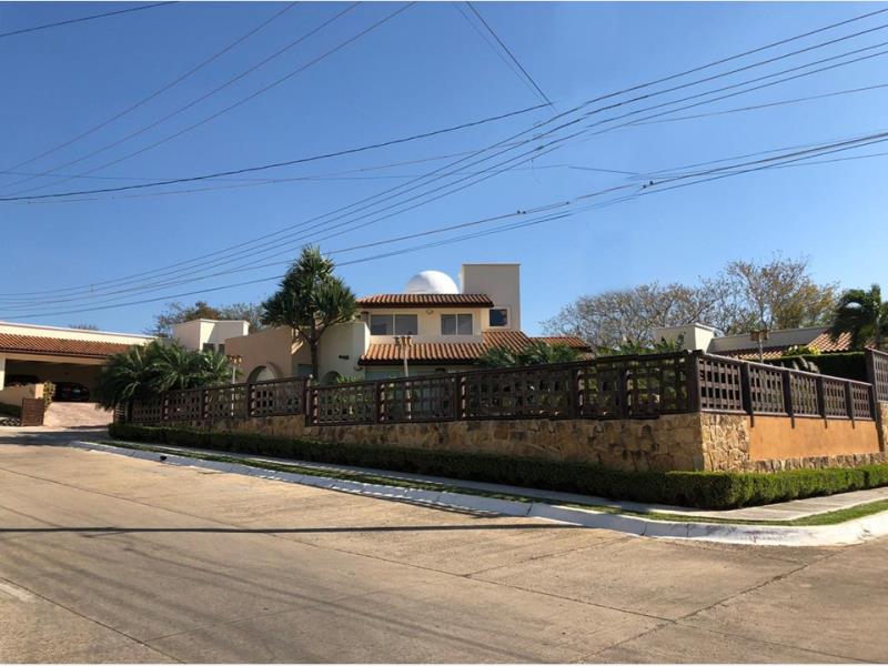 Casa en venta en Club de Golf Campestre, Tuxtla Gutiérrez — foto 1 de 21