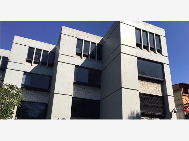Edificio en renta en El Parque, Naucalpan de Juárez — foto 1 de 3
