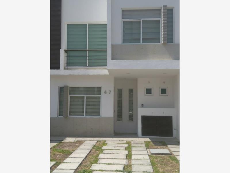 Casa en renta en Colinas del Santuario, Corregidora — foto 1 de 26
