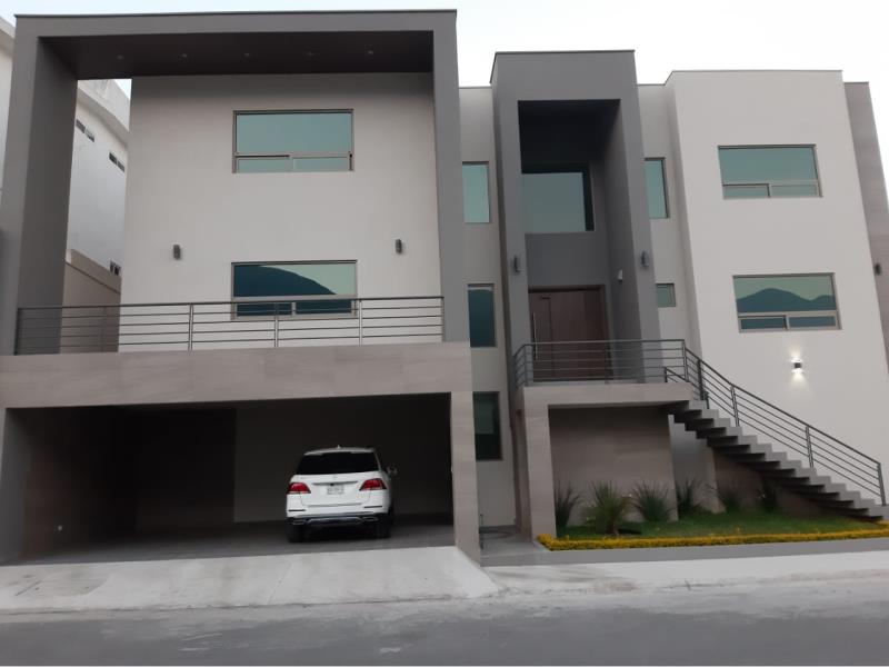 Casa en venta en Sierra Alta, Monterrey — foto 1 de 13