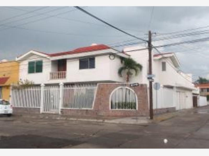 Casa en venta en La Martinica, León — foto 1 de 3