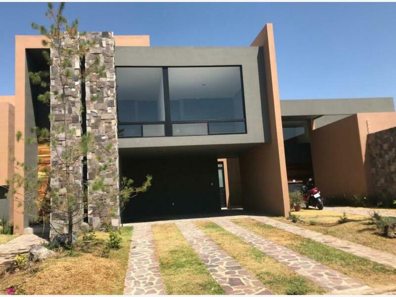 Casa en venta en La Campiña, León — foto 1 de 3