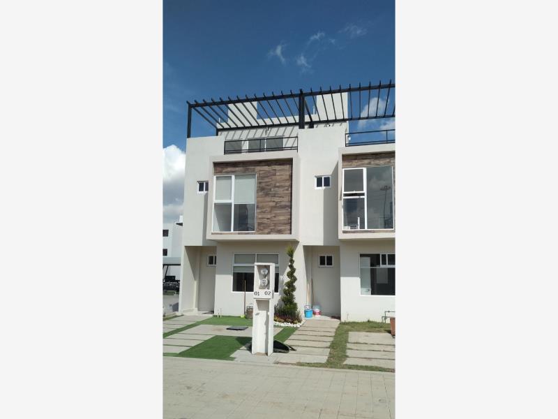 Casa en venta en en Zona Outlet, con Excelentes Amenidades, Coronango — foto 1 de 43