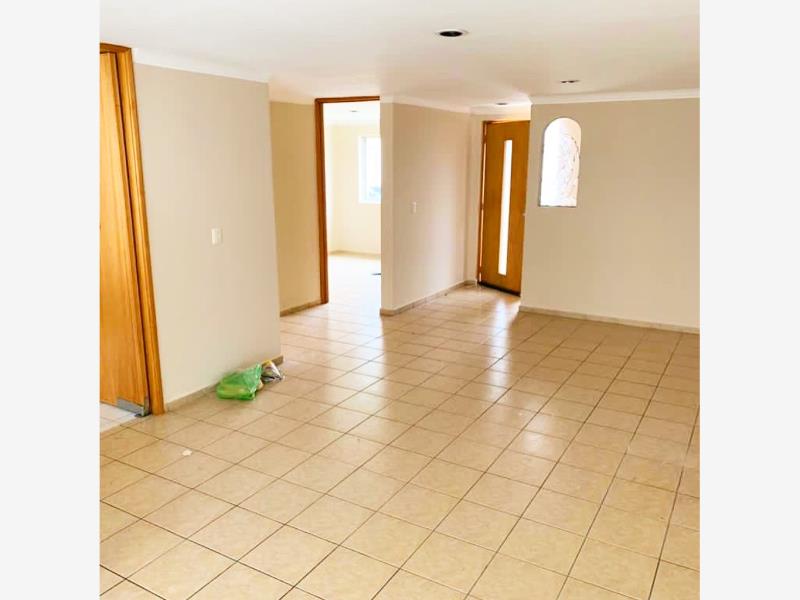 Casa en renta en Residencial Las Américas, Metepec — foto 1 de 14