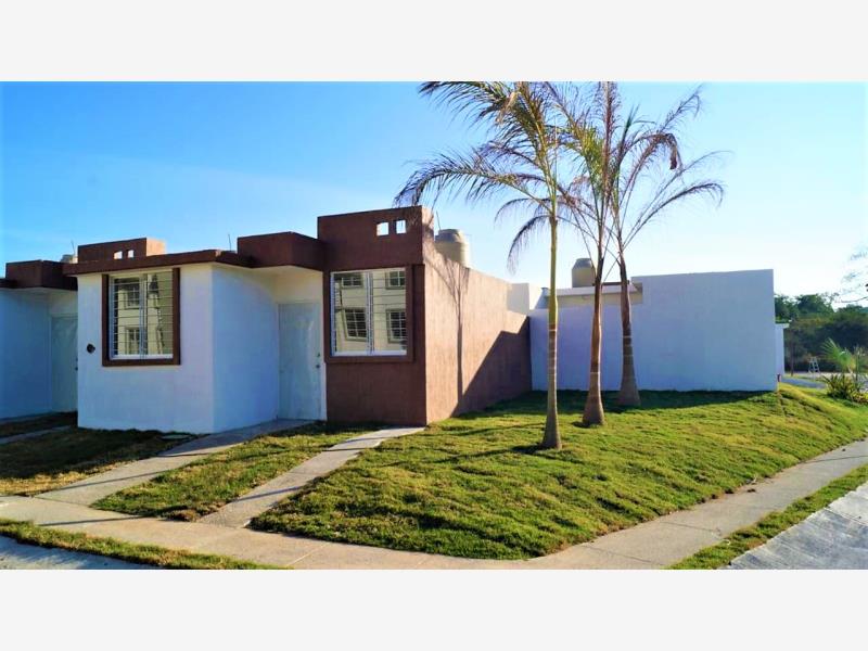 Casa en venta en C.U.C., Puerto Vallarta — foto 1 de 10