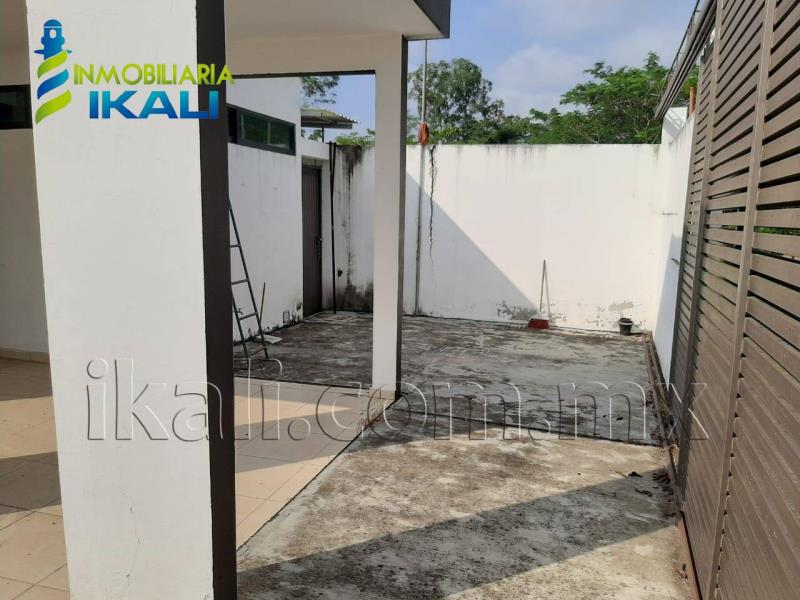 Casa en venta en Totolapa, Tihuatlán — foto 1 de 8