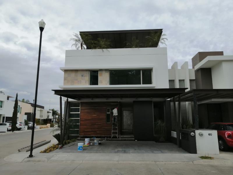 Casa en venta en Rincón de la Montaña, Morelia — foto 1 de 28