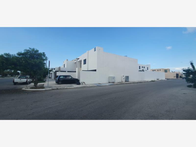 Casa en renta en Las Américas, Mérida — foto 1 de 29